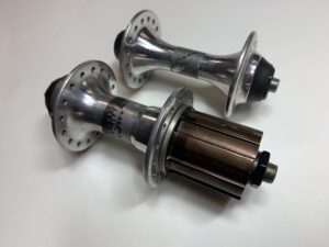 Piasta Tył / Przód KOMPLET Szosa MICHE Technology team box 32H