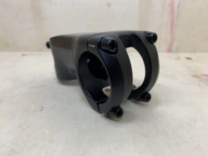 Mostek Mondraker 60mm A-head 1 1/8" 31,8mm