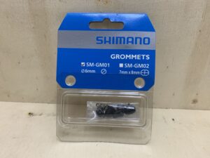 Shimano SM-GM01 Di2 – gumowe przepusty do prowadzenia wewnętrznego (6 mm, 4 szt.)