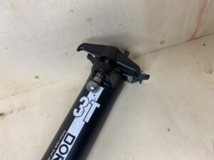 Sztyca podsiodłowa 3T Doric PRO 30,9mm 400mm